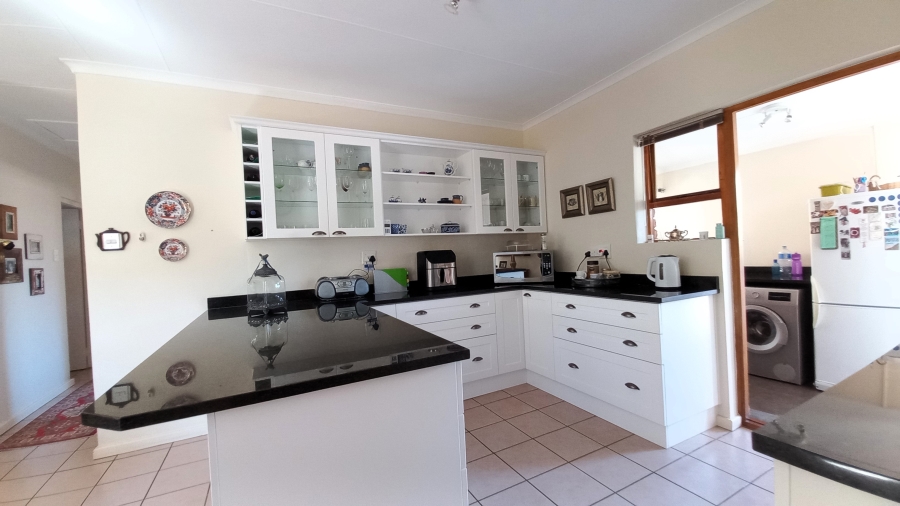 3 Bedroom Property for Sale in Strelitzia Park Eastern Cape